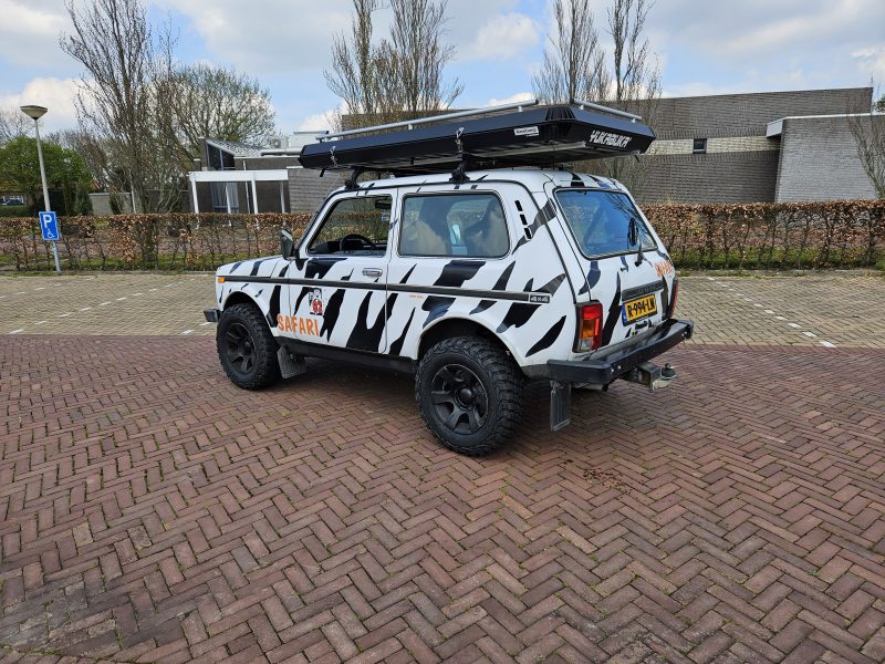 Lada Niva 4x4 safari edition
